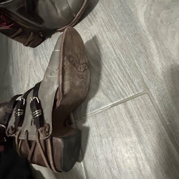 Women's FreeBird Crue Distressed Leather Ankle Boots - 8 - Picture 7 of 14